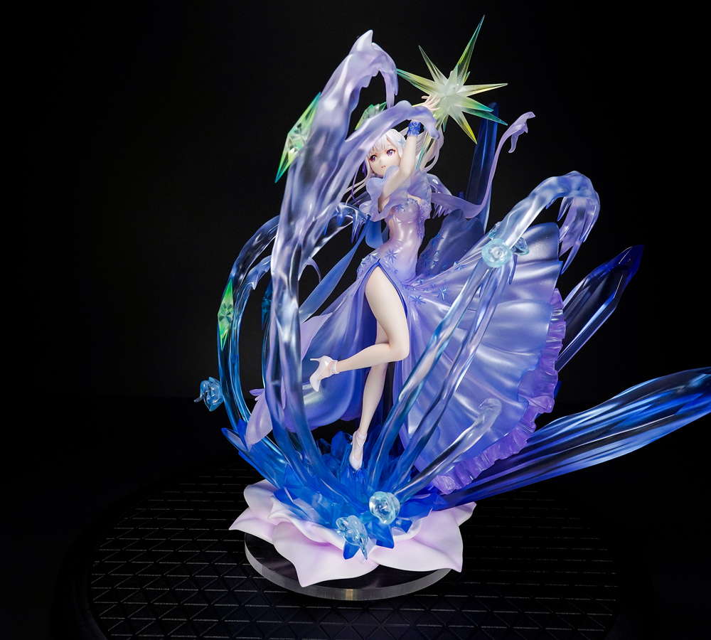 エミリア -Crystal Dress Ver- 1/7スケールフィギュア | Shibuya Scramble Figure